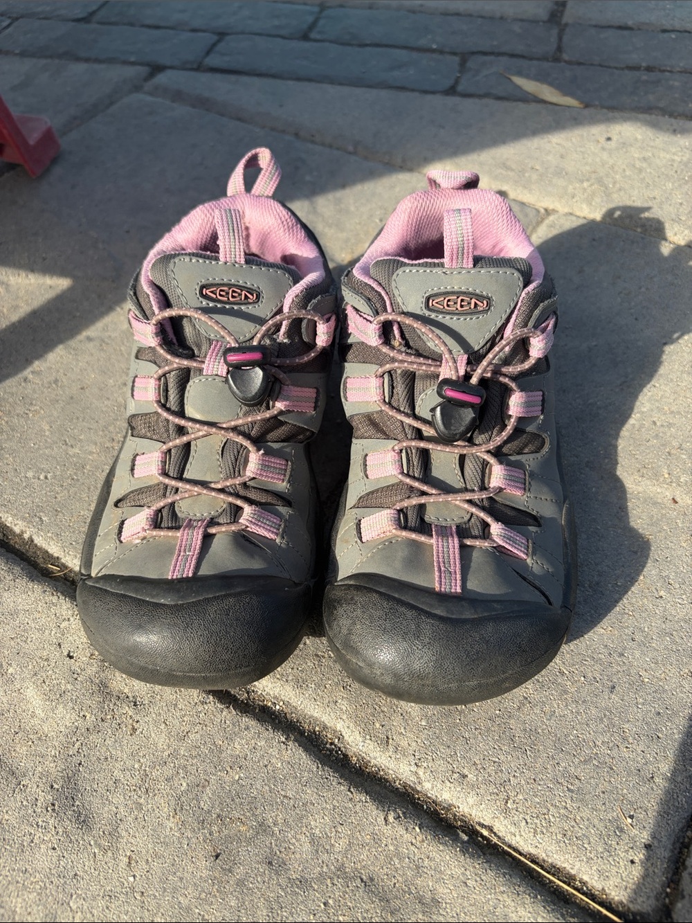 Keen Kids Gray and Pink Trail Sneakers